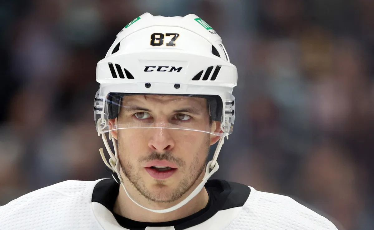 Is Sidney Crosby playing today for Penguins vs Stars?