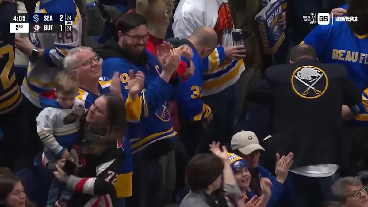 Rasmus Dahlin with a Powerplay Goal vs. Seattle Kraken