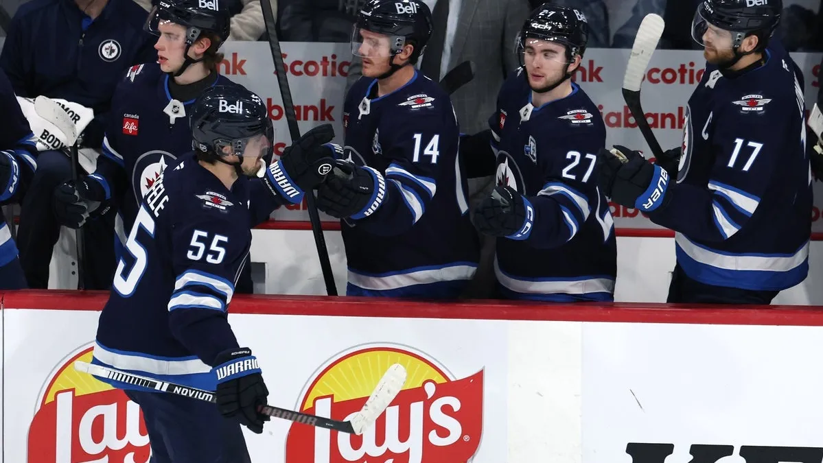 Colorado Avalanche vs. Winnipeg Jets odds, tips and betting trends