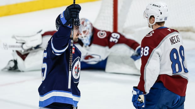 Pair of goals by Mark Scheifele not enough, as Winnipeg Jets fall 3-2 to league-leading Avs