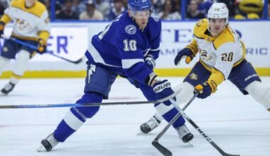 Corey Perry’s late score lifts Lightning past Predators, to top of Atlantic