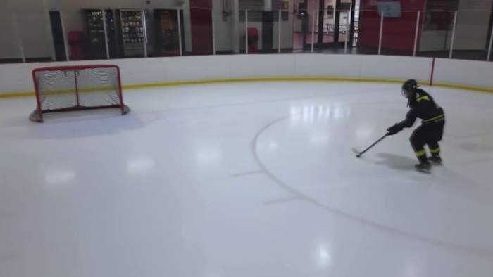 Waterford hockey player opens up about colorectal cancer fight