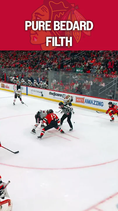 Bedard has eyes in the back of his head 👀 - YouTube