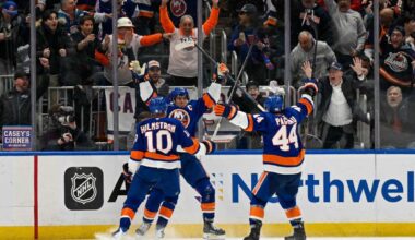 Islanders’ Anders Lee shows he has a lot more to give with vital goals in playoff push