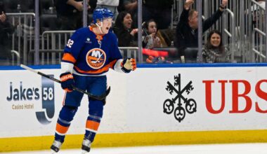 Simon Holmstrom’s big night an encouraging sign for Islanders