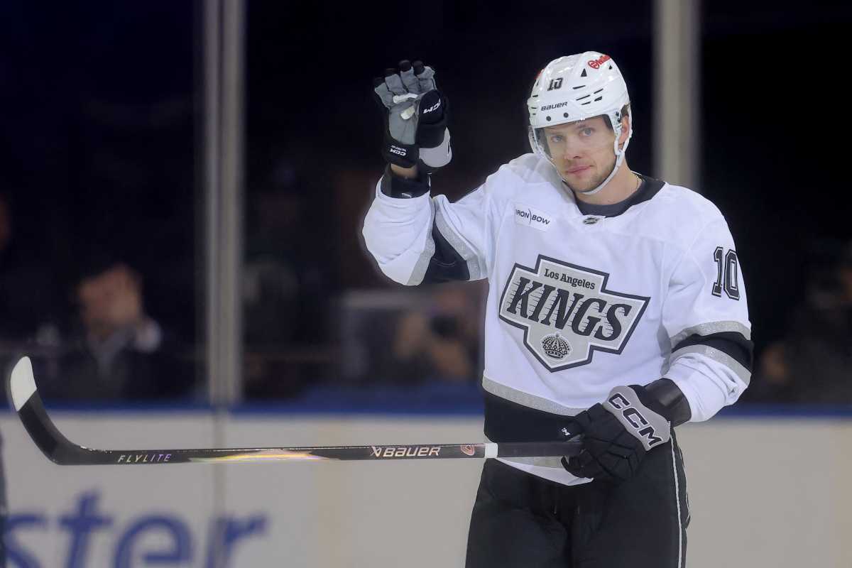 Emotional Artemi Panarin glad MSG return vs. Rangers is over