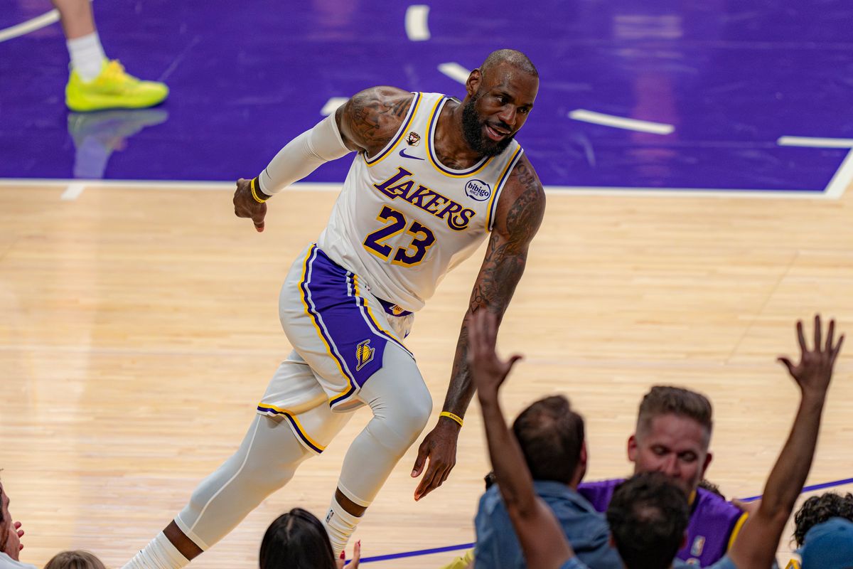 Los Angeles Lakers forward LeBron James (23) celebrating a 3 point basket during an NBA basketball game against the Sacramento Kings on March 1st, 2026 in Los Angeles, CA.
