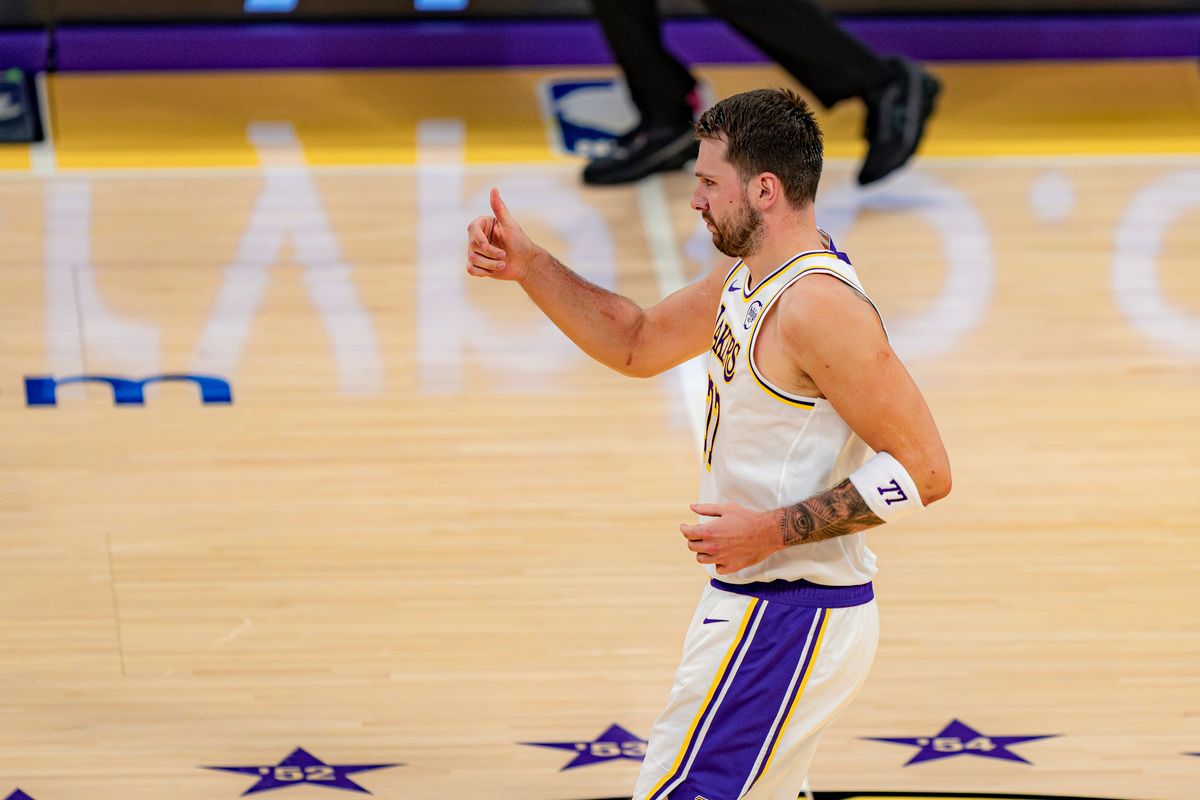 Los Angeles Lakers guard Luka Doncic (77) celebrating an assist during an NBA basketball game against the Sacramento Kings on March 1st, 2026 in Los Angeles, CA.