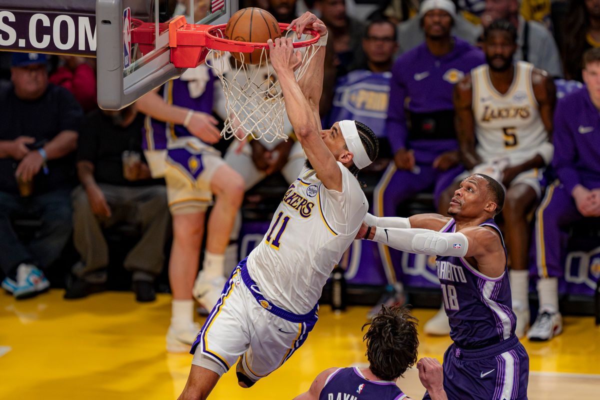 Los Angeles Lakers center Jaxson Hayes (11) successfully dunking the basketball during an NBA basketball game against the Sacramento Kings on March 1st, 2026 in Los Angeles, CA.