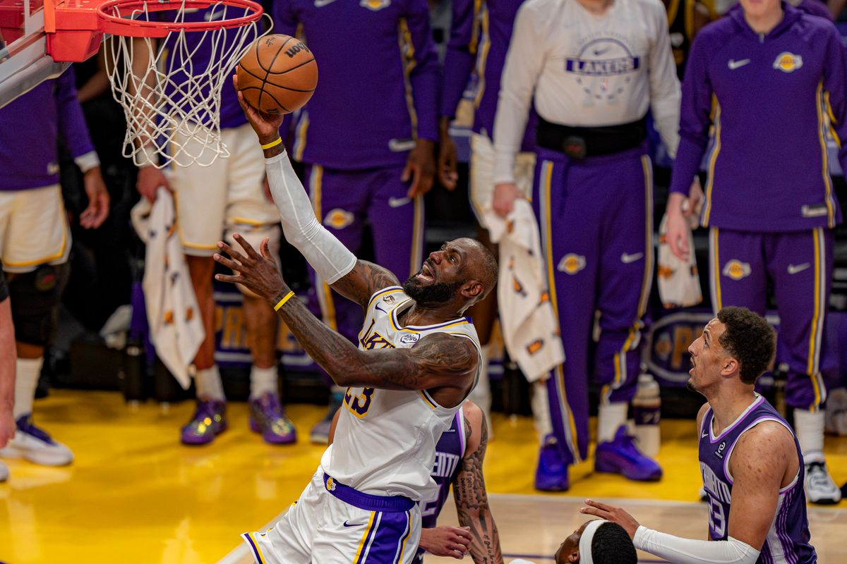 Los Angeles Lakers forward LeBron James (23) leaping for a basket during an NBA basketball game against the Sacramento Kings on March 1st, 2026 in Los Angeles, CA.