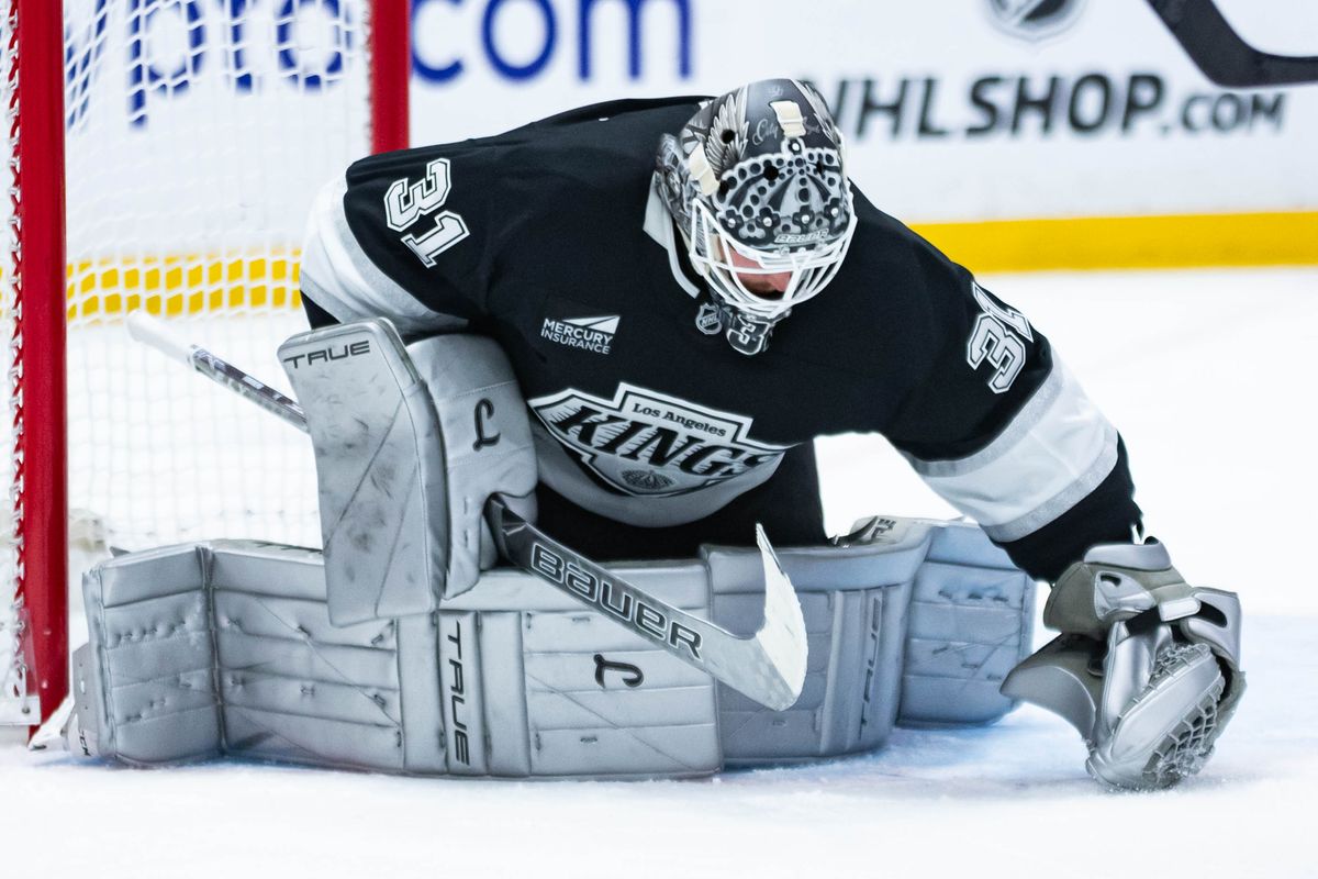 Los Angeles Kings goaltender Anton Forsberg (31) records a save during an NHL match against the Colorado Avalanche on March 2, 2026 in Los Angeles, California. Los Angeles Kings goaltender Anton Forsberg (31) records a save during an NHL match against the Colorado Avalanche on March 2, 2026 in Los Angeles, California.