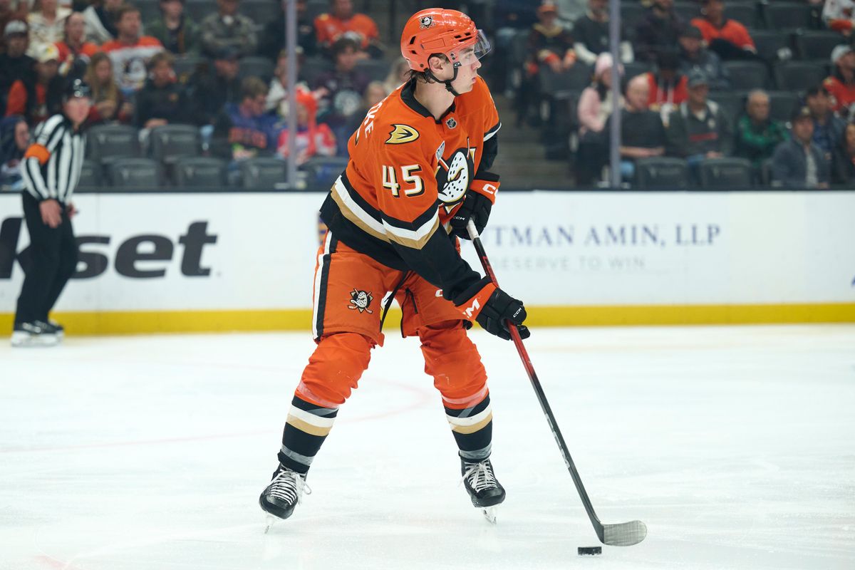 The Anaheim Ducks right wing Beckett Sennecke (45) controls the puck during an NHL game against The Colorado Avalanche, March 3rd, 2026 in Anaheim California.