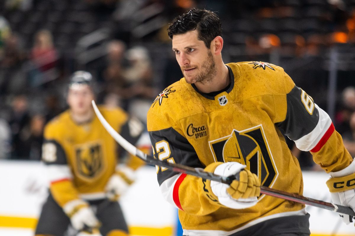 Vegas Golden Knights center Nic Dowd (62) warms up before a NHL game between the Vegas Golden Knights and the Minnesota Wild, Friday March 6, 2026 in Las Vegas, Nev.