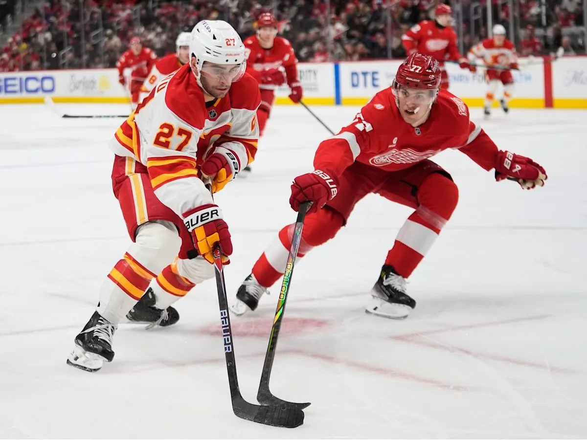 Gridin-Coronato-Frost line impresses as Flames end tough trip with loss to Red Wings