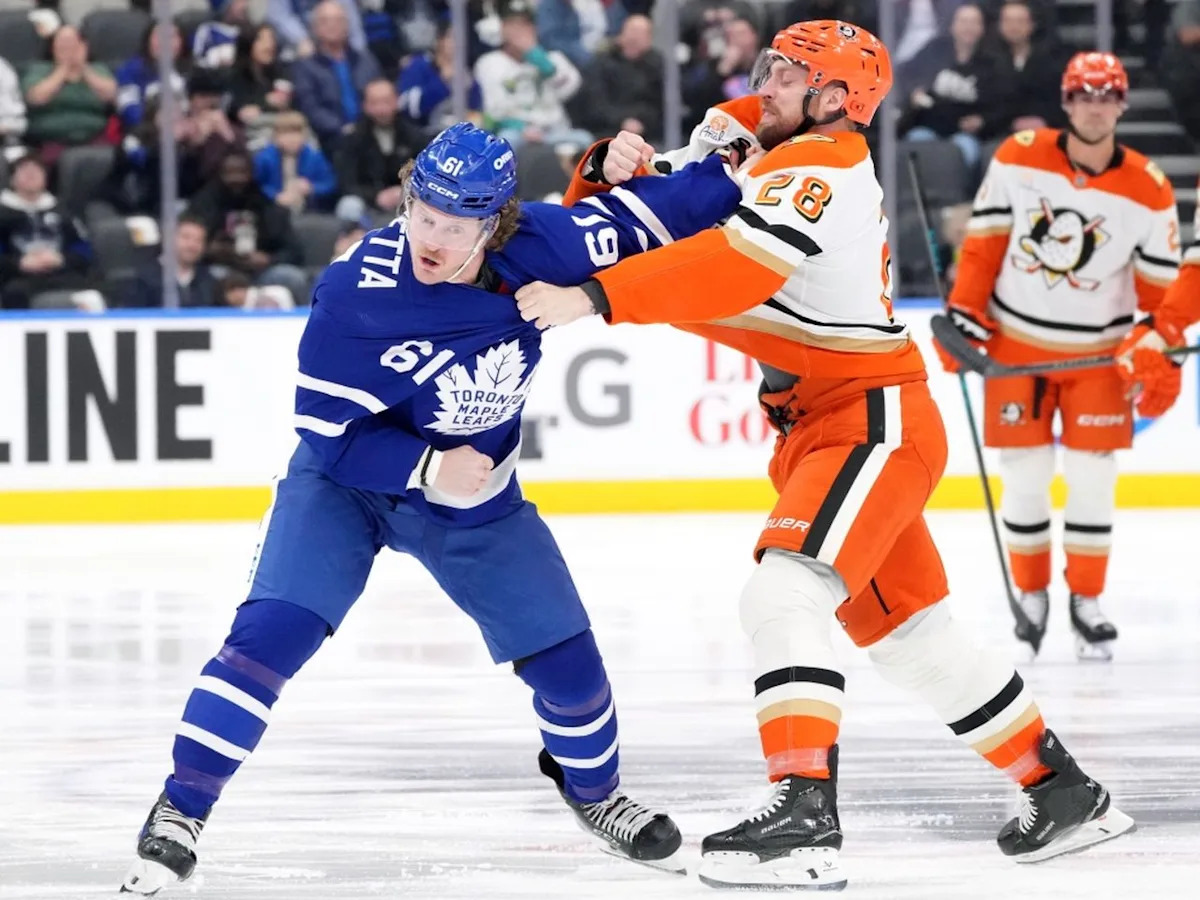 Why Maple Leafs' Michael Pezzetta is in and Calle Jarnkrok out against the Bruins