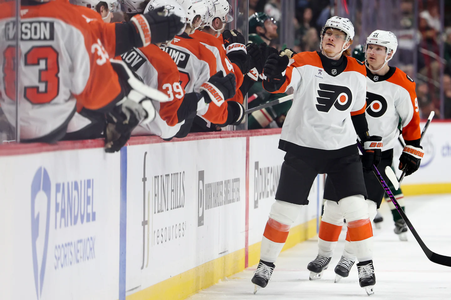 Owen Tippett’s hat trick powers the Flyers to a 5-3 win over the Red Wings