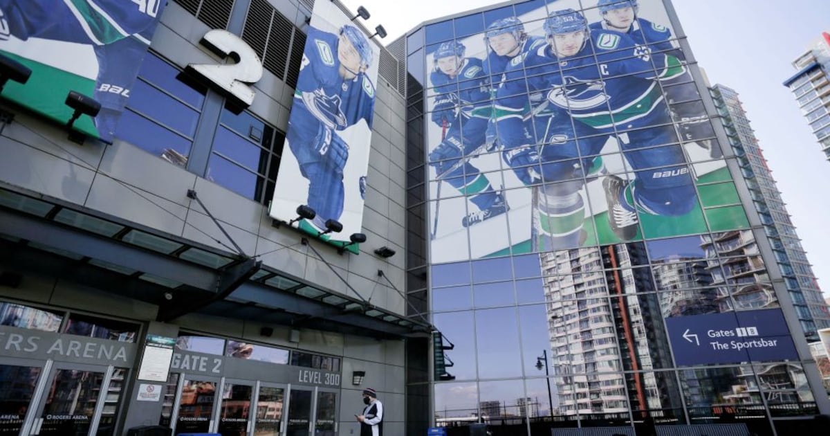 Vancouver Canucks’ season ticket price increase draws pushback