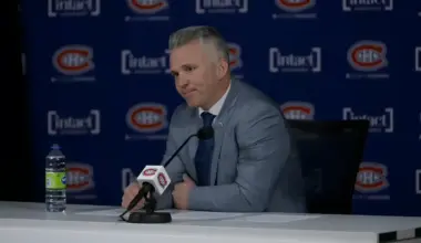 Photo of Martin St-Louis following Blue Jackets game.