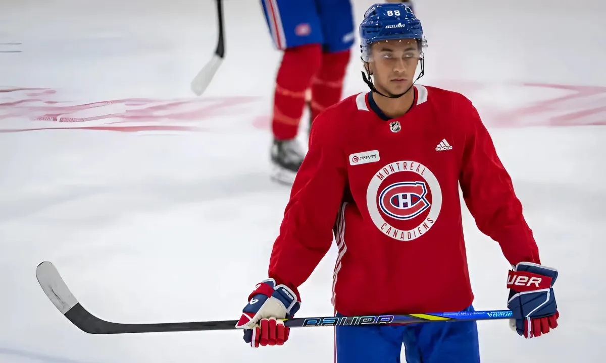 Photo of Canadiens prospect Michael Hage.