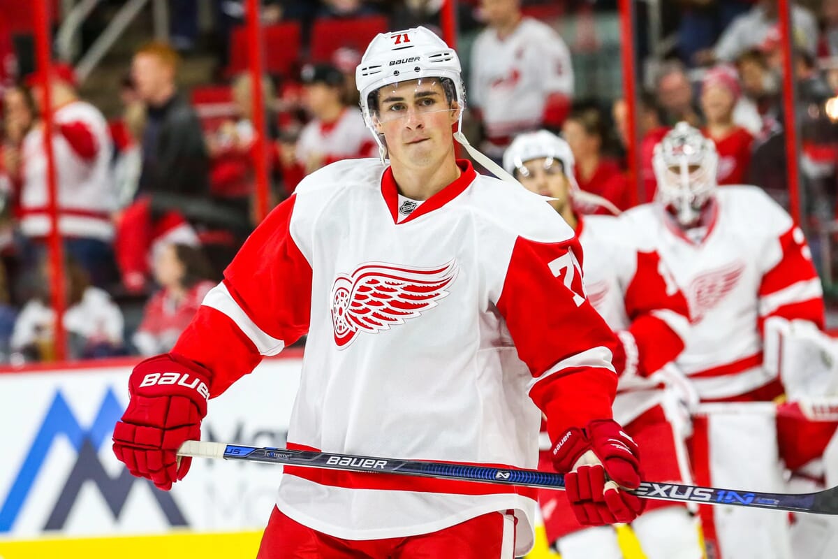 Detroit Red Wings vs Nashville Predators Prediction, Picks & Odds