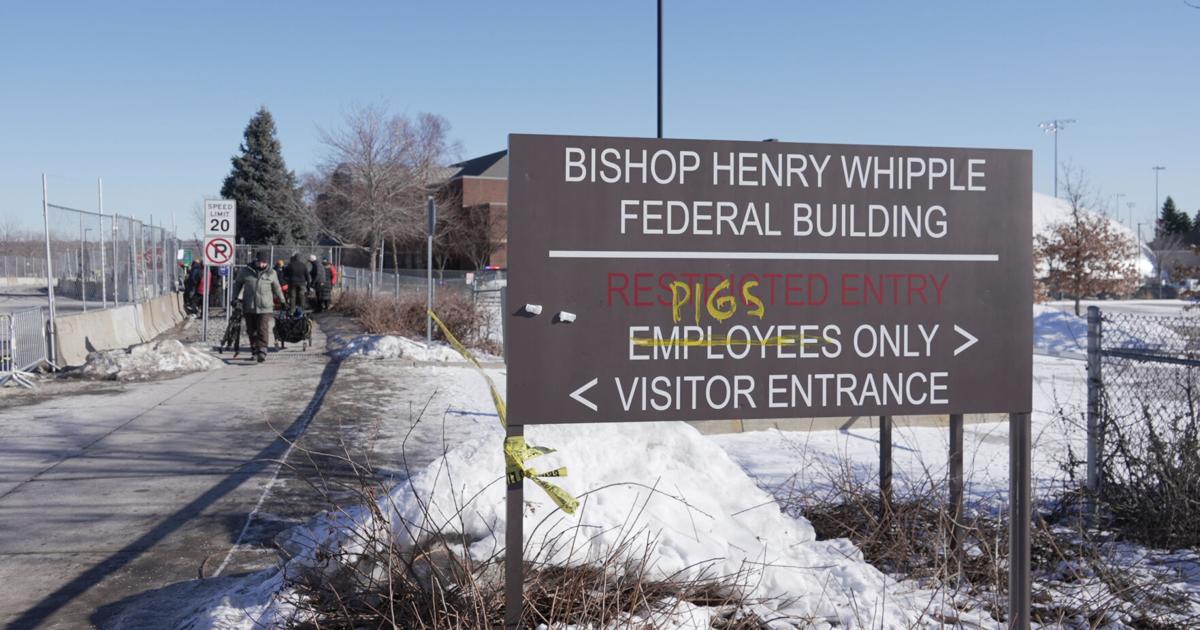 Federal judge extends order requiring access to lawyers for Minnesota immigration detainees | National News