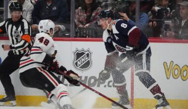 Makar scores 2 goals as NHL-leading Avalanche beat Blackhawks 3-1 | National