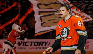 Ducks Extend Winning Streak as McTavish Seals Shootout Victory Over Flames