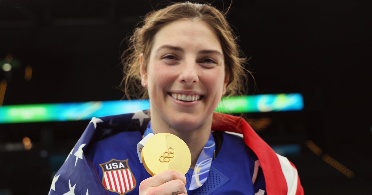 U.S. Women's Hockey Star Spills On The 1 Thing She Regrets About Olympic Proposal