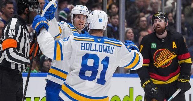 Blues keep playoff hopes alive by beating struggling Canucks 3-1 | National Sports