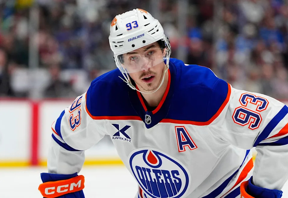 <p>Edmonton Oilers center Ryan Nugent-Hopkins (93) during the third period against the Colorado Avalanche at Ball Arena. Mandatory Credit: Ron Chenoy-Imagn Images</p>