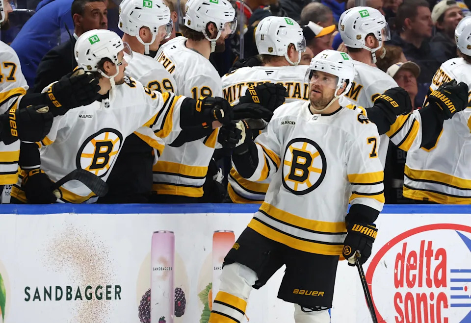 Bruins left wing Viktor Arvidsson (71) celebrates his goal with teammates during the second period against the Sabres at KeyBank Center in Buffalo.
