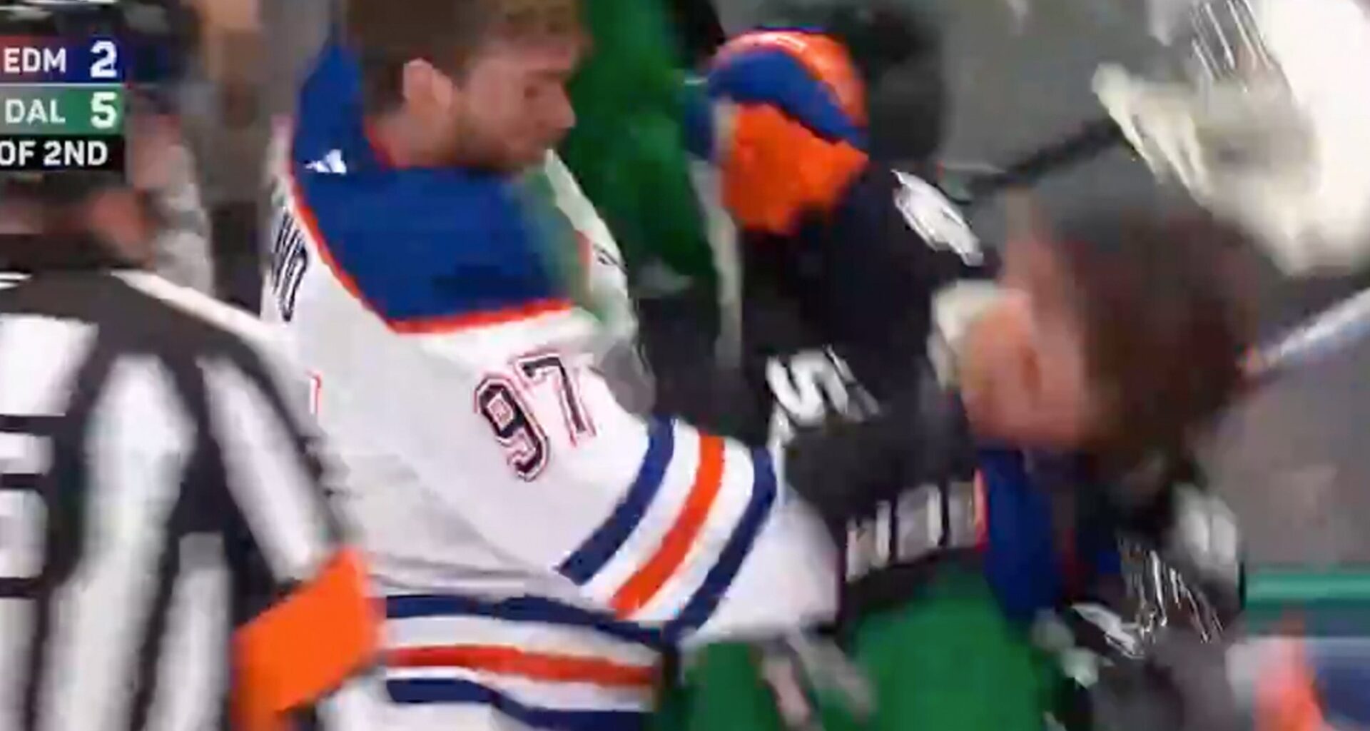 Connor McDavid Throws Punches in Rare In-Game Fight