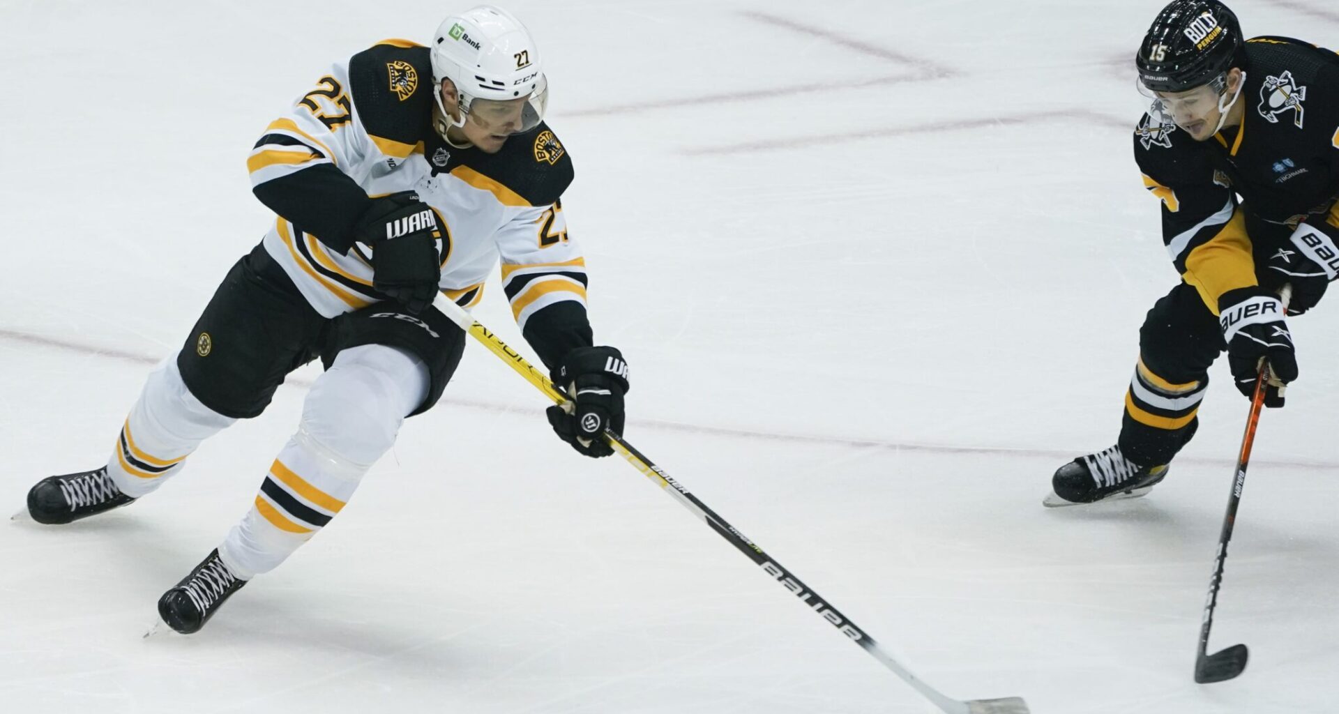 Haggs: 'Dominant' Lindholm Has Been Bruins MVP Thus Far
