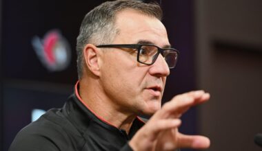 Steve Staios banks on current Ottawa Senators roster, only makes tweaks before trade deadline