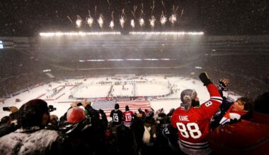 Hawks beat Penguins at Soldier Field