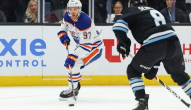 McDavid scores twice to give him 401 career goals and 1,200 points as Oilers top Mammoth 5-2