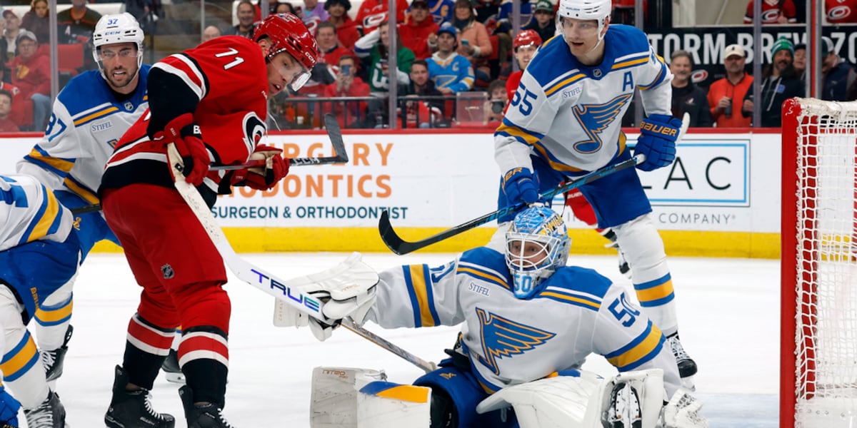 Snuggerud scores 2, Binnington stops 31 shots as Blues beat East-leading Hurricanes 3-1