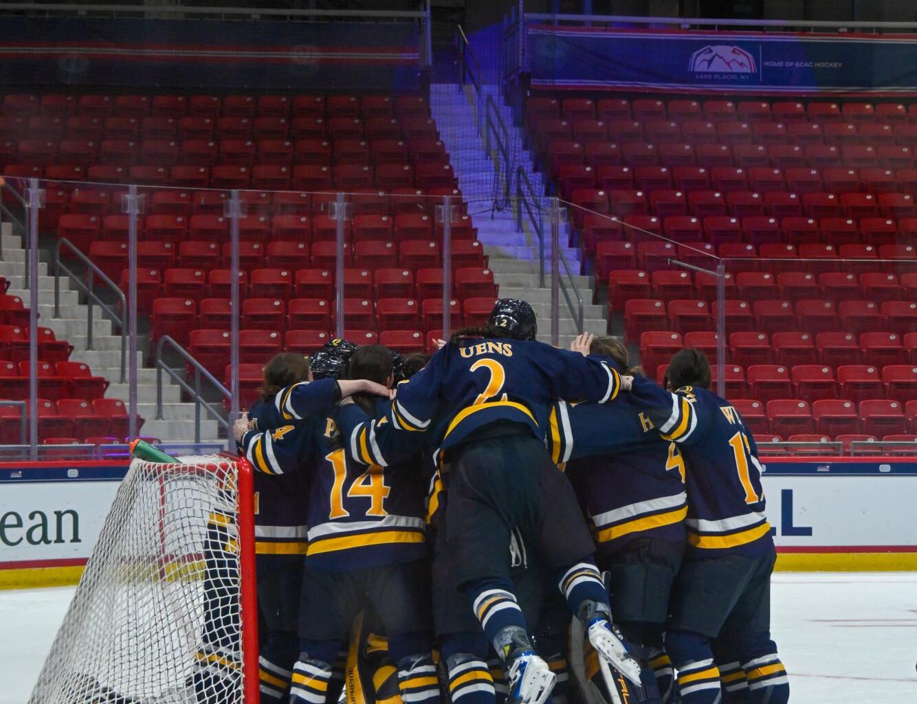 Women’s ice hockey to face Franklin Pierce in opening round of NCAA Tournament
