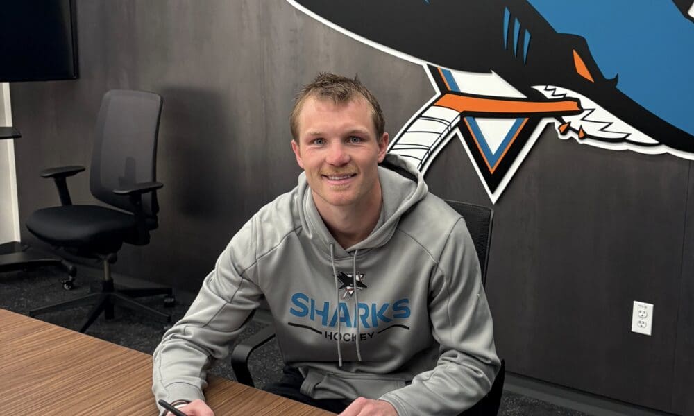 SJHN Daily: Dellandrea Signs Extension, Smith Didn't Like Sharks As a Kid