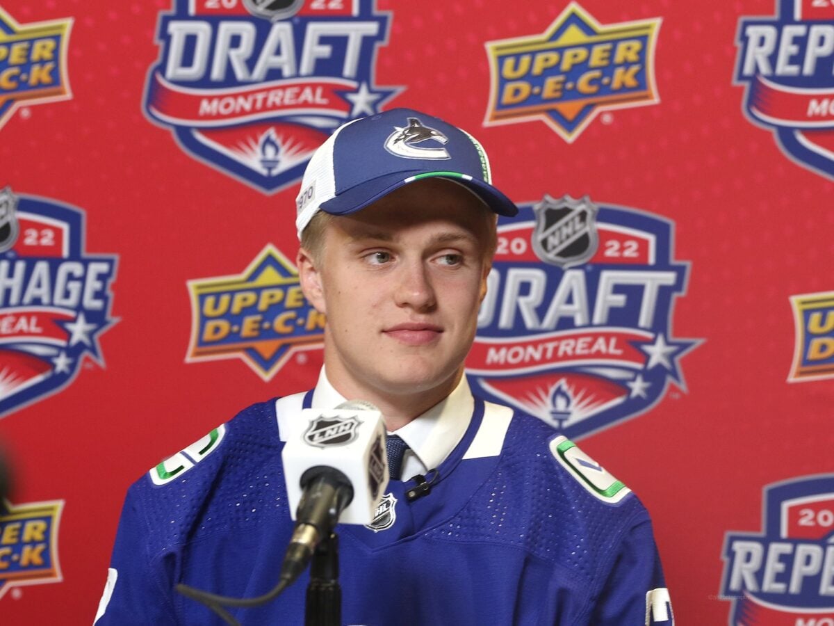 Elias Pettersson Vancouver Canucks
