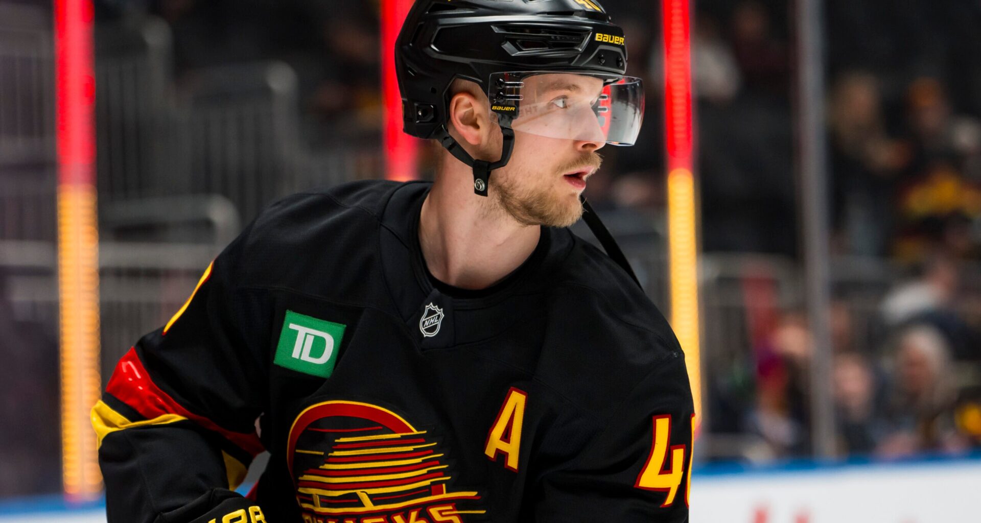 Vancouver Canucks Trade Bait: Elias Pettersson - The Hockey Writers - Vancouver Canucks