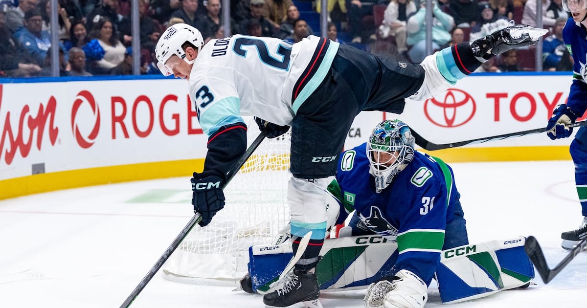 Seattle Kraken sign D Gustav Olofsson to one-year, two-way deal