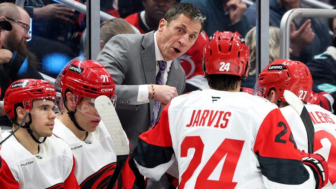 Hurricanes vs Penguins NHL game score, recap, result summary