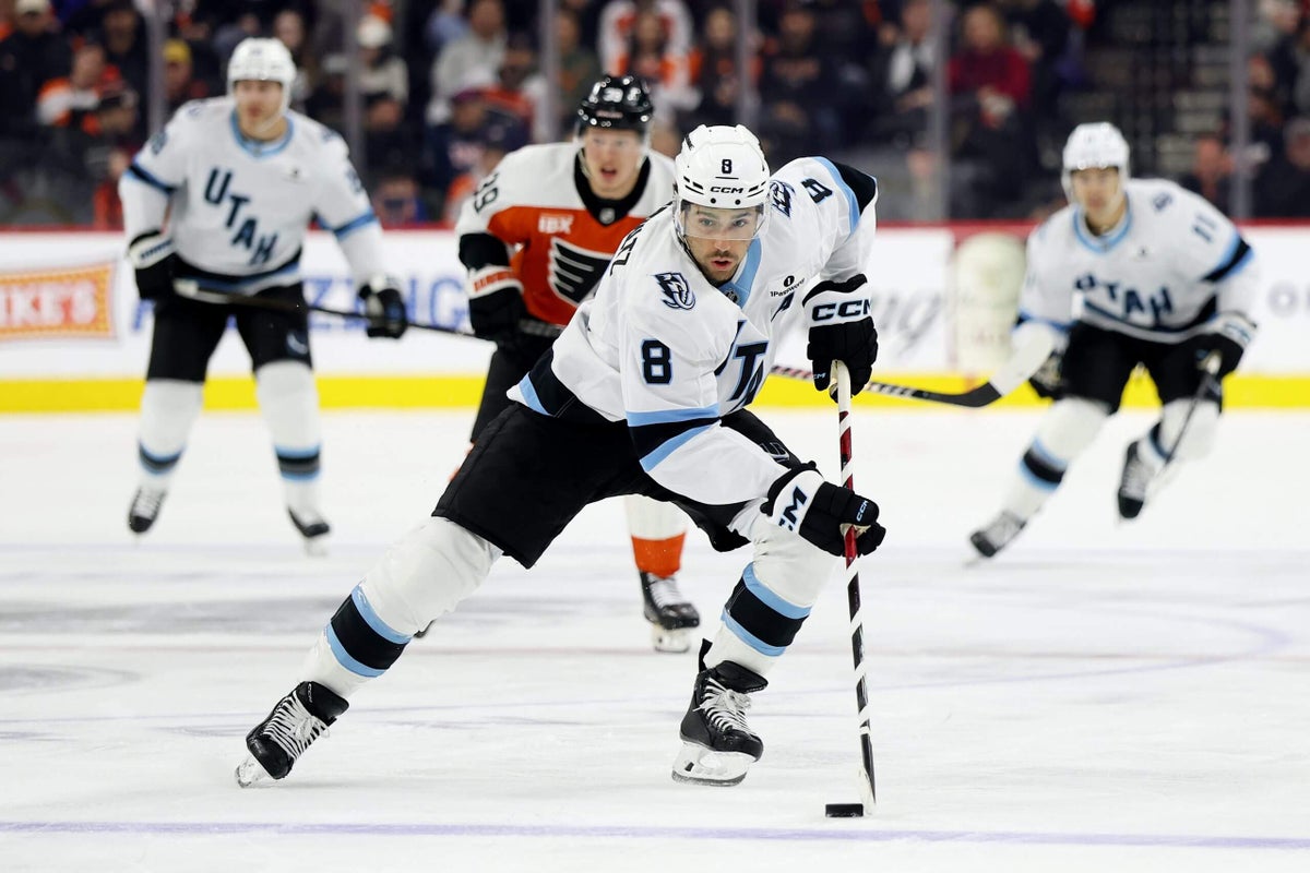 Utah Mammoth sign Nick Schmaltz to 8-year, $64 million contract extension