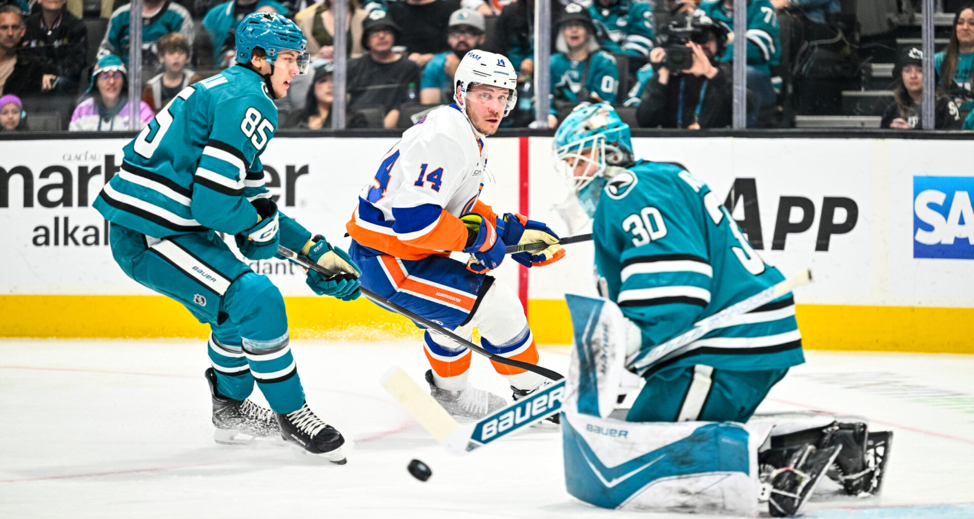 Islanders' Horvat Fined For Unsportsmanlike Incident With Sharks Bench