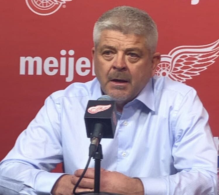 Red Wings Coach Says Right Call Made on Offside / DHN