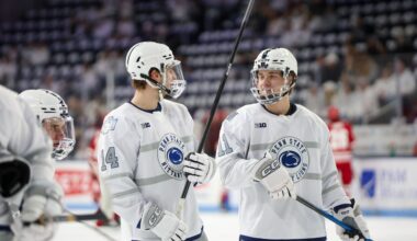 Penn State Men’s Hockey Holding Wear White Jersey & Gloves Auction