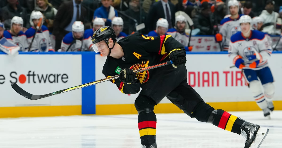 Vancouver Canucks trading D Tyler Myers to Dallas Stars