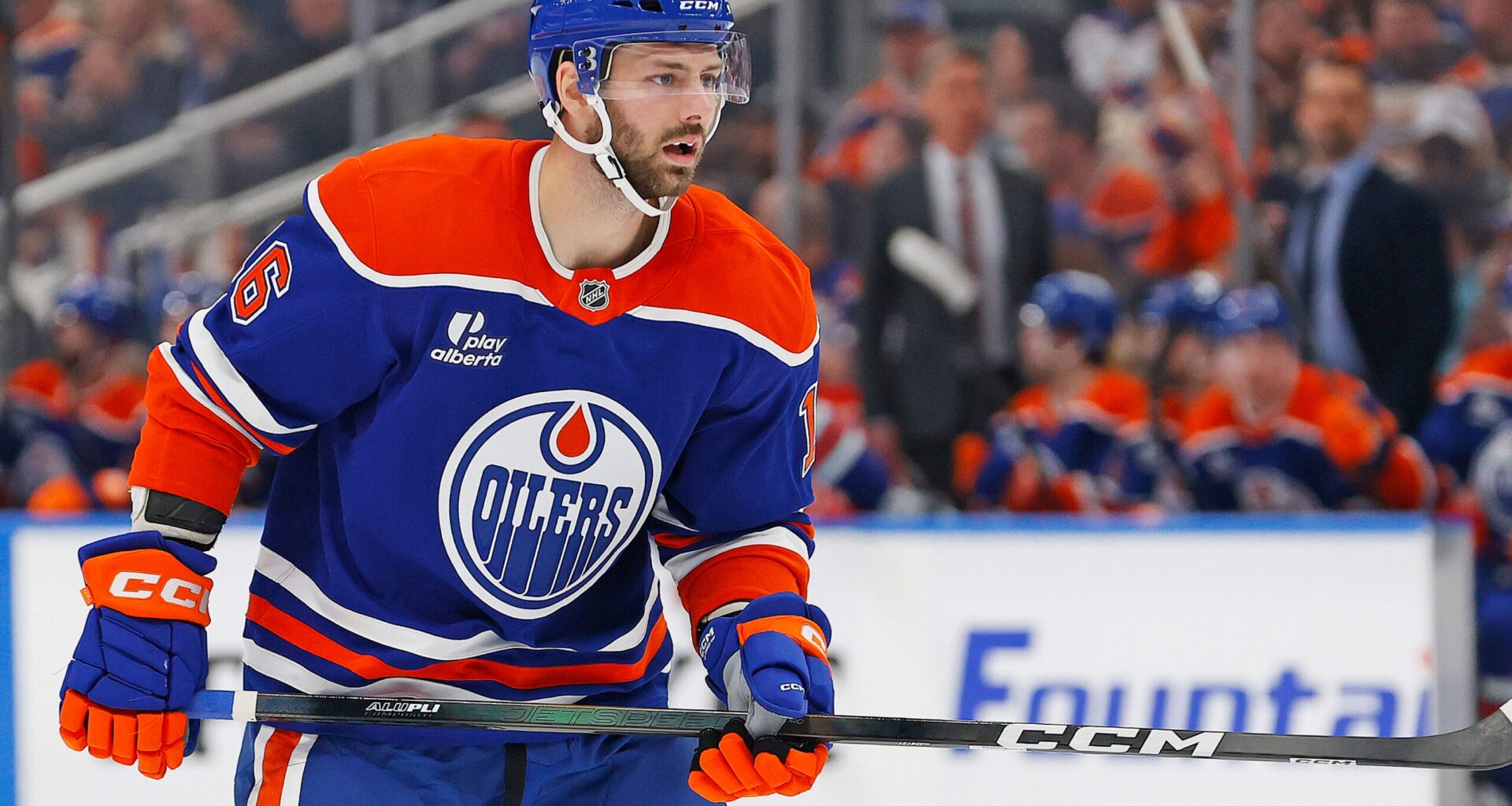 Jason Dickinson Is Having an Early Impact on the Oilers - The Hockey Writers - Edmonton Oilers
