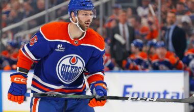 Jason Dickinson Is Having an Early Impact on the Oilers - The Hockey Writers - Edmonton Oilers